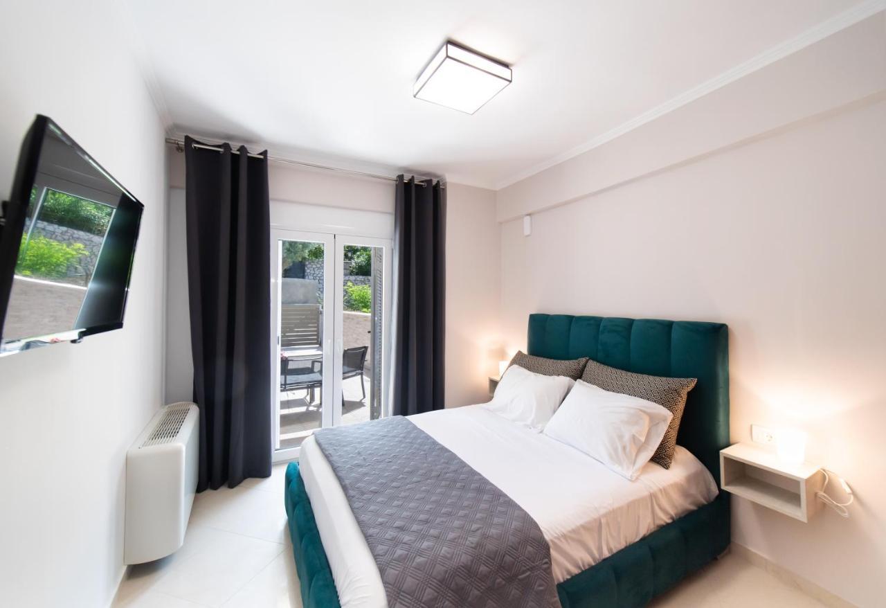 Peratzada Apartments Василики Экстерьер фото