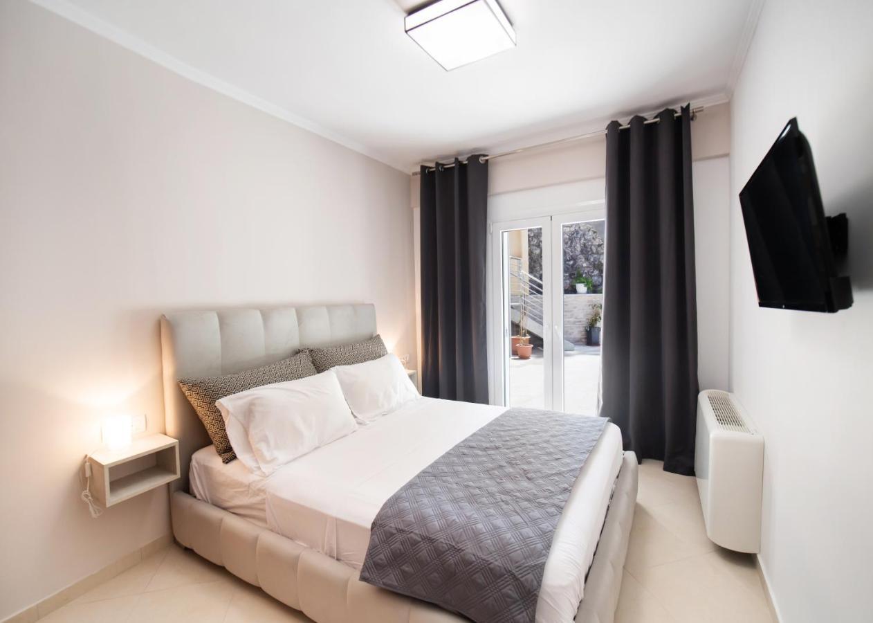 Peratzada Apartments Василики Экстерьер фото